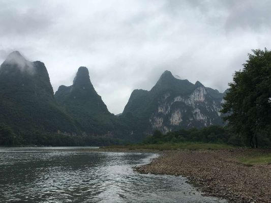阳朔未来一周穿衣建议（阳朔现在的气温适合穿什么）