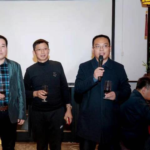 欢乐掼蛋免费下载免费版V6.63.12.63安卓版本-推荐